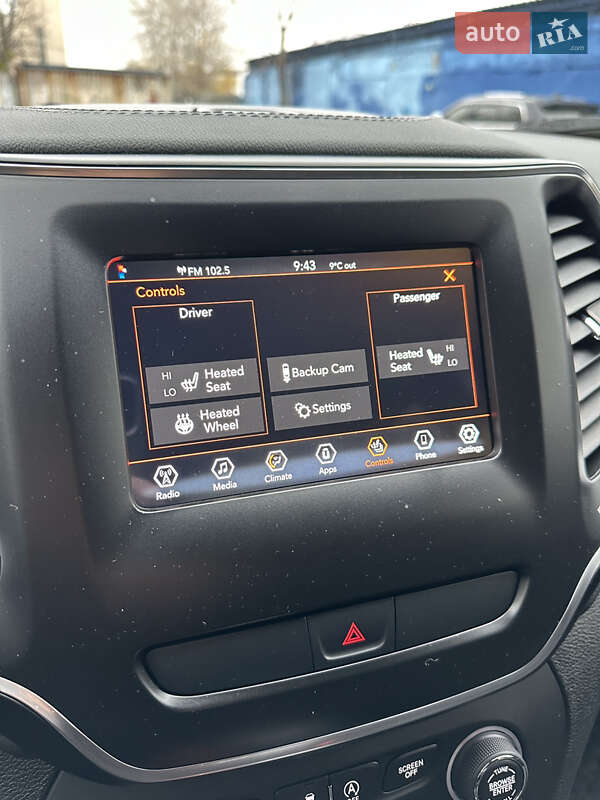 Внедорожник / Кроссовер Jeep Cherokee 2020 в Киеве