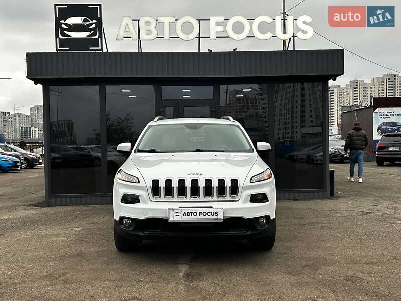 Позашляховик / Кросовер Jeep Cherokee 2015 в Києві