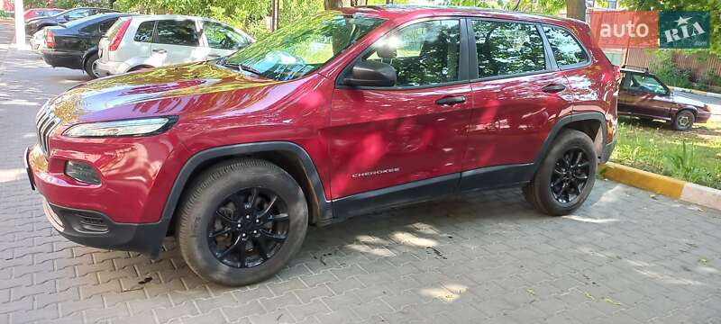 Позашляховик / Кросовер Jeep Cherokee 2014 в Києві