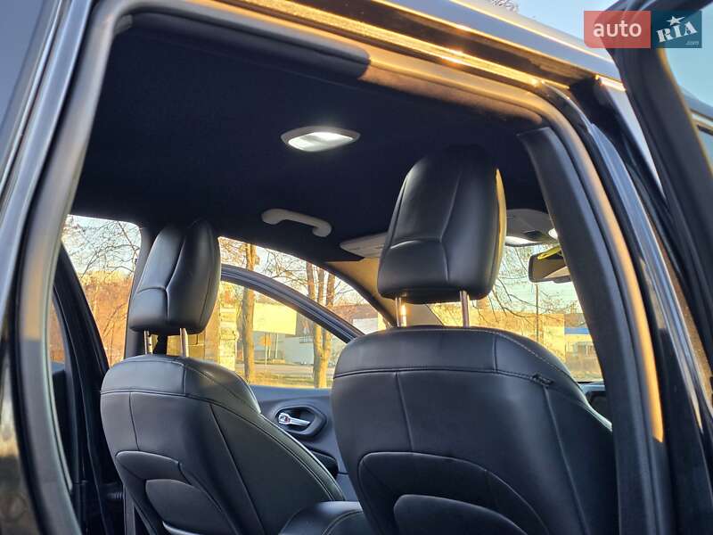 Позашляховик / Кросовер Jeep Cherokee 2015 в Рівному фото 55 Позашляховик / Кросовер Jeep Cherokee 2015 в Рівному