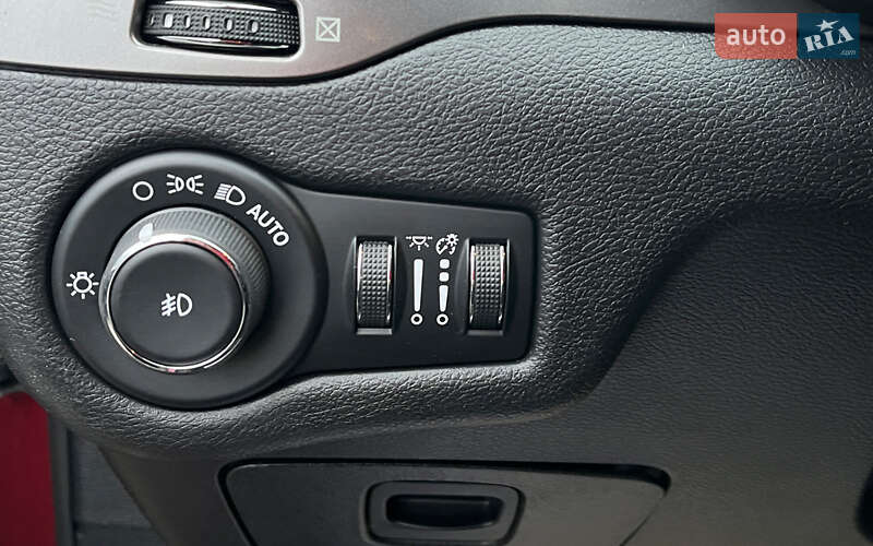 Позашляховик / Кросовер Jeep Cherokee 2019 в Коломиї