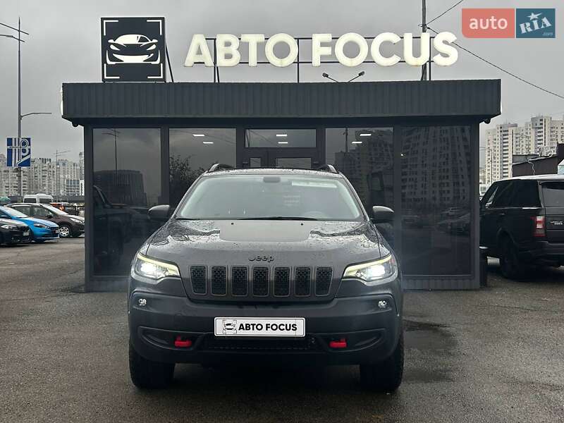 Внедорожник / Кроссовер Jeep Cherokee 2018 в Киеве