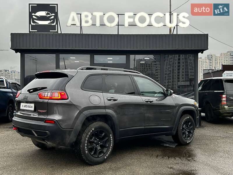 Внедорожник / Кроссовер Jeep Cherokee 2018 в Киеве