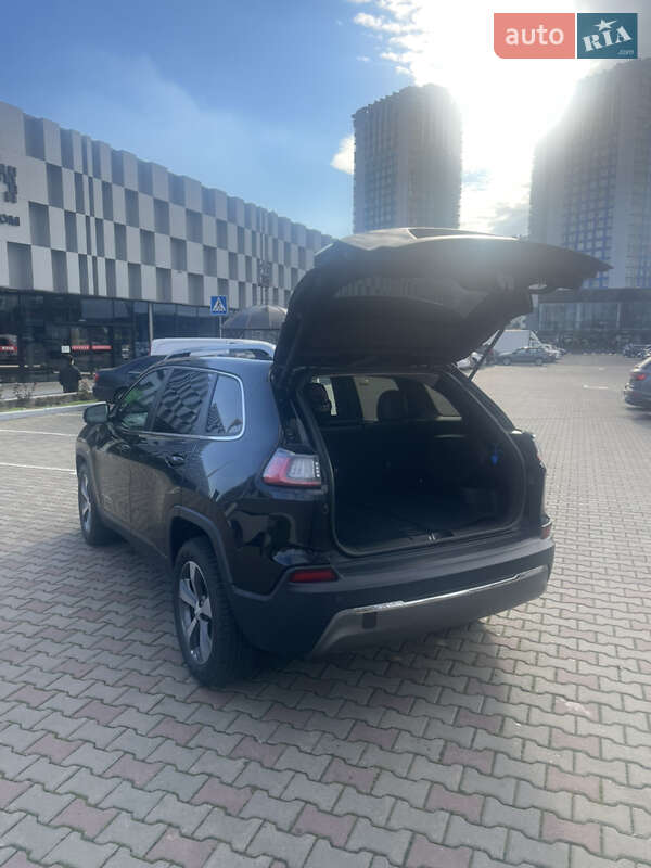 Внедорожник / Кроссовер Jeep Cherokee 2019 в Одессе фото 36 Внедорожник / Кроссовер Jeep Cherokee 2019 в Одессе