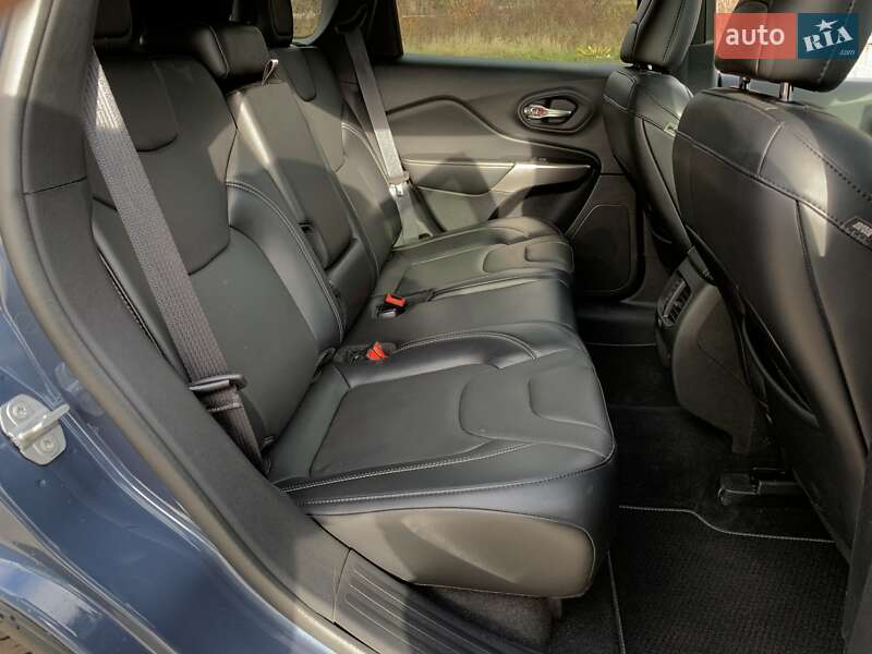 Позашляховик / Кросовер Jeep Cherokee 2021 в Бердичеві