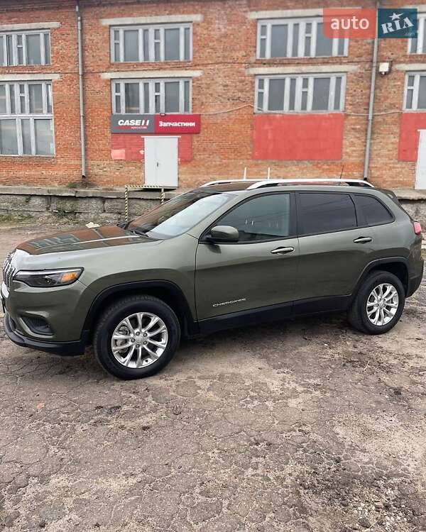 Внедорожник / Кроссовер Jeep Cherokee 2019 в Киеве