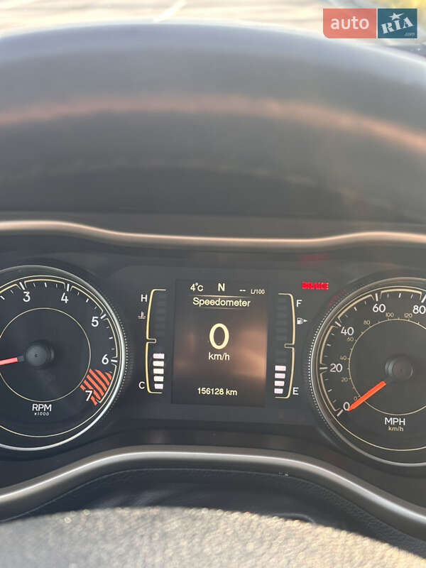 Позашляховик / Кросовер Jeep Cherokee 2014 в Хмельницькому