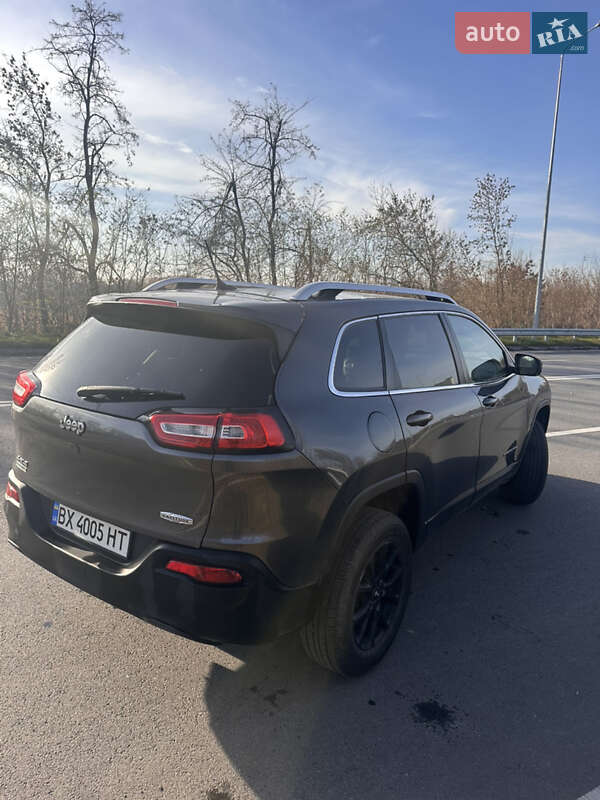 Позашляховик / Кросовер Jeep Cherokee 2014 в Хмельницькому
