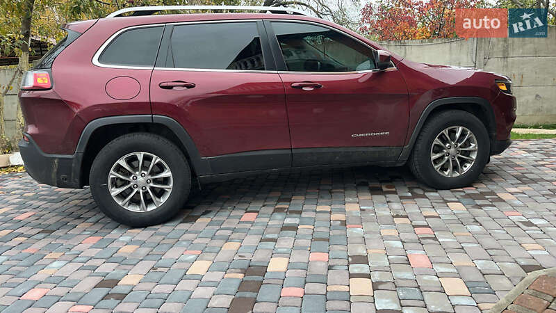 Внедорожник / Кроссовер Jeep Cherokee 2020 в Макарове фото 4 Внедорожник / Кроссовер Jeep Cherokee 2020 в Макарове