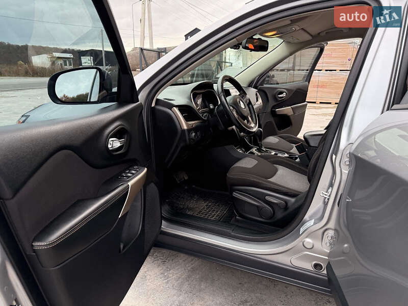 Внедорожник / Кроссовер Jeep Cherokee 2017 в Теребовле фото 18 Внедорожник / Кроссовер Jeep Cherokee 2017 в Теребовле