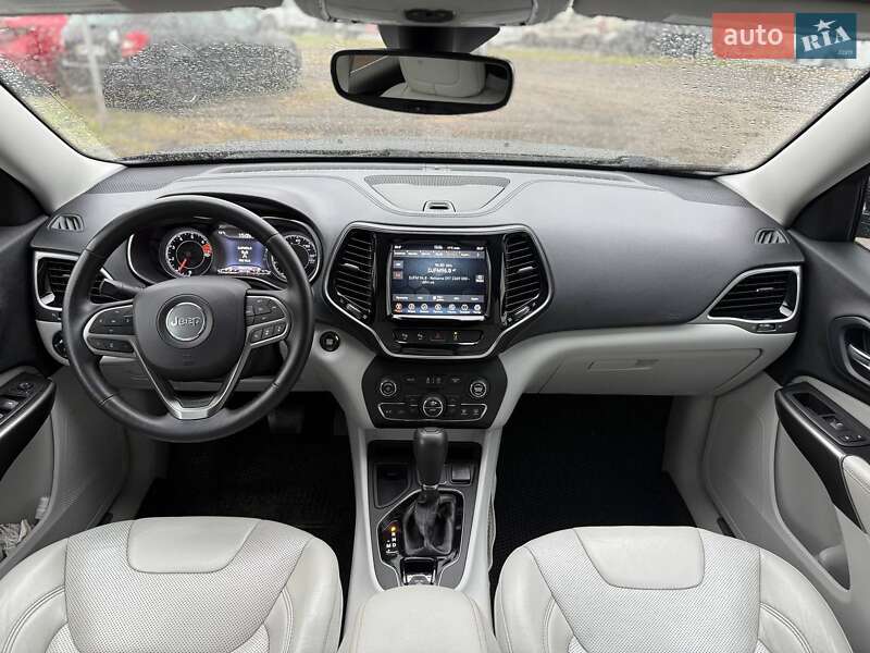 Внедорожник / Кроссовер Jeep Cherokee 2019 в Киеве фото 28 Внедорожник / Кроссовер Jeep Cherokee 2019 в Киеве