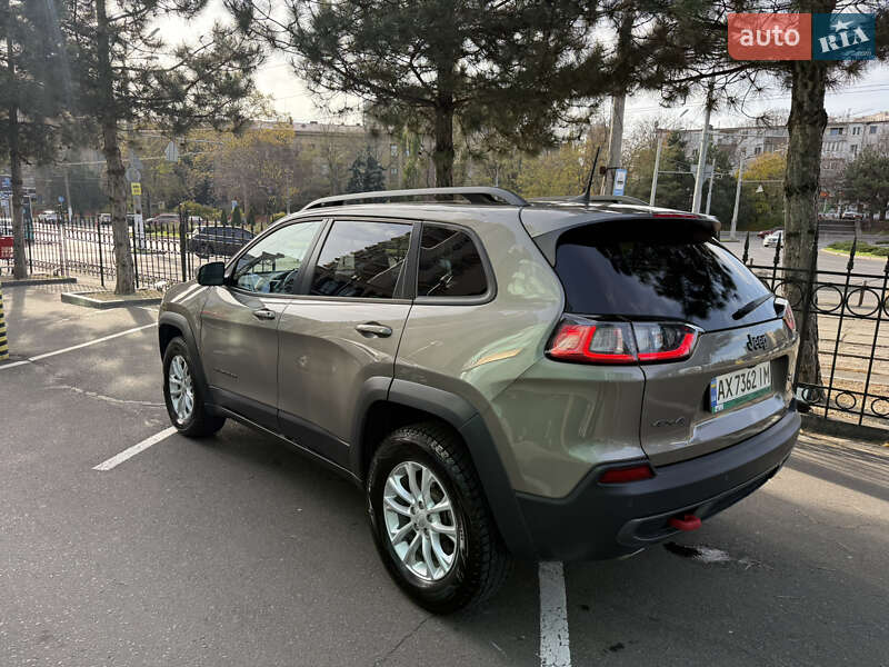 Внедорожник / Кроссовер Jeep Cherokee 2020 в Одессе