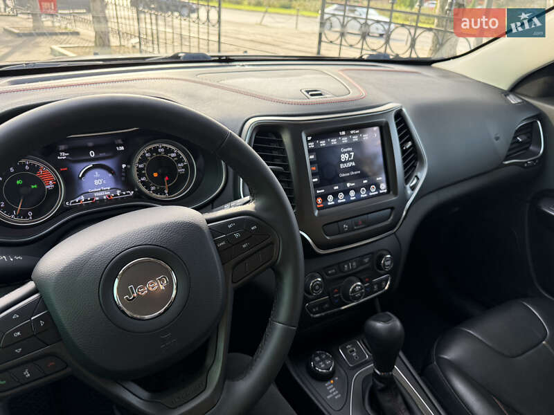 Внедорожник / Кроссовер Jeep Cherokee 2020 в Одессе