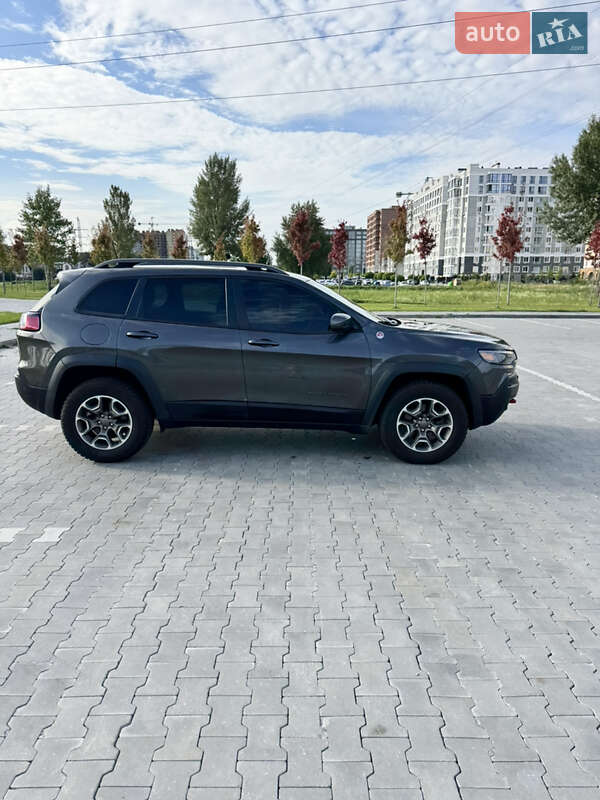 Внедорожник / Кроссовер Jeep Cherokee 2021 в Киеве фото 10 Внедорожник / Кроссовер Jeep Cherokee 2021 в Киеве