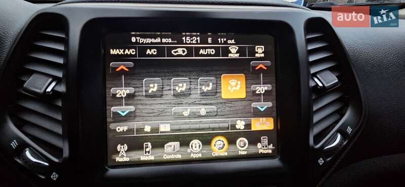 Внедорожник / Кроссовер Jeep Cherokee 2015 в Харькове