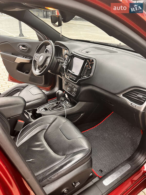 Внедорожник / Кроссовер Jeep Cherokee 2018 в Львове фото 21 Внедорожник / Кроссовер Jeep Cherokee 2018 в Львове