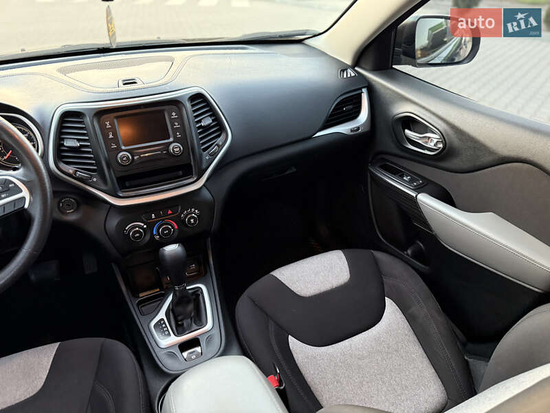 Внедорожник / Кроссовер Jeep Cherokee 2014 в Хмельницком фото 25 Внедорожник / Кроссовер Jeep Cherokee 2014 в Хмельницком