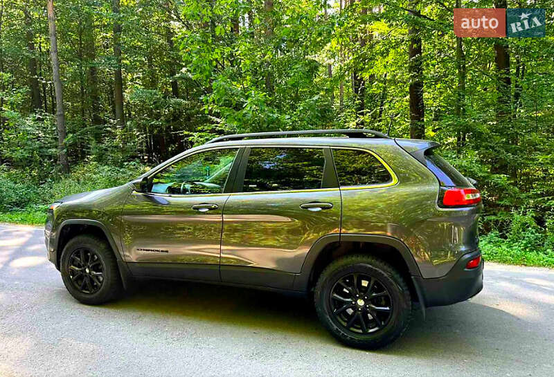 Внедорожник / Кроссовер Jeep Cherokee 2017 в Киеве фото 6 Внедорожник / Кроссовер Jeep Cherokee 2017 в Киеве