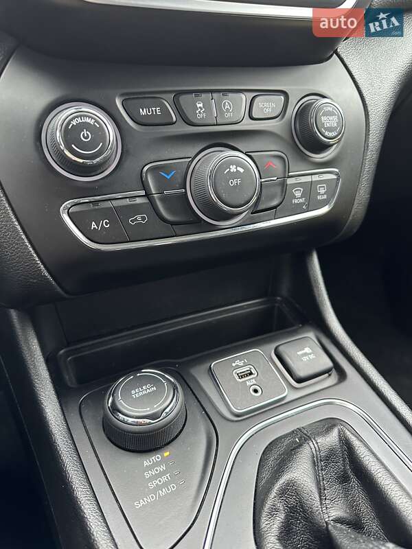 Внедорожник / Кроссовер Jeep Cherokee 2018 в Сумах фото 25 Внедорожник / Кроссовер Jeep Cherokee 2018 в Сумах