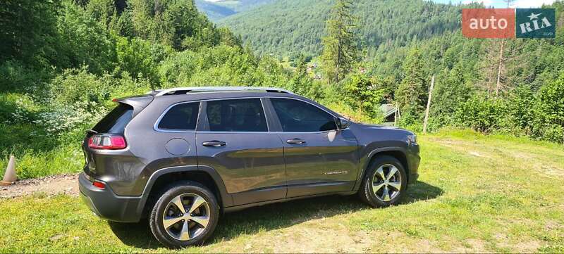 Позашляховик / Кросовер Jeep Cherokee 2019 в Івано-Франківську