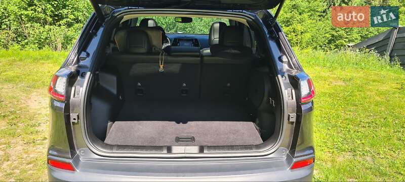 Позашляховик / Кросовер Jeep Cherokee 2019 в Івано-Франківську