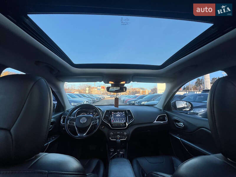 Внедорожник / Кроссовер Jeep Cherokee 2020 в Полтаве