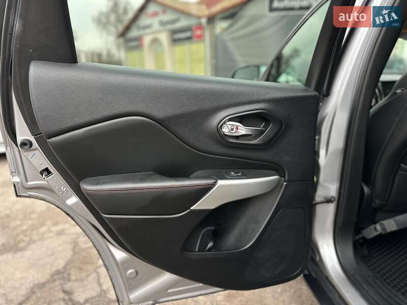 Внедорожник / Кроссовер Jeep Cherokee 2018 в Виннице фото 16 Внедорожник / Кроссовер Jeep Cherokee 2018 в Виннице