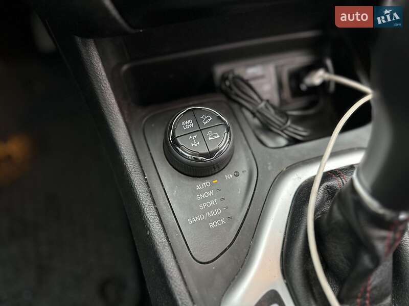 Внедорожник / Кроссовер Jeep Cherokee 2018 в Виннице фото 26 Внедорожник / Кроссовер Jeep Cherokee 2018 в Виннице