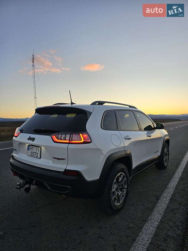 Внедорожник / Кроссовер Jeep Cherokee 2020 в Ивано-Франковске фото 6 Внедорожник / Кроссовер Jeep Cherokee 2020 в Ивано-Франковске