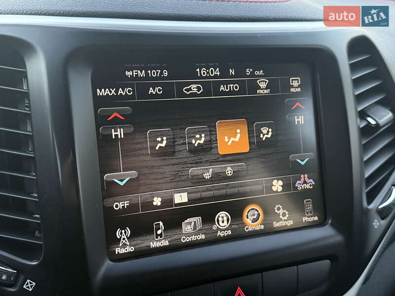 Внедорожник / Кроссовер Jeep Cherokee 2014 в Киеве