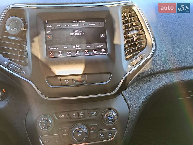 Внедорожник / Кроссовер Jeep Cherokee 2018 в Вышгороде