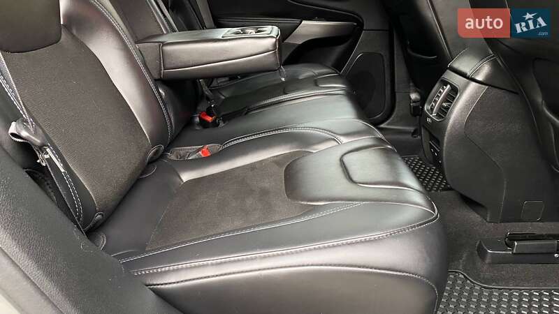 Внедорожник / Кроссовер Jeep Cherokee 2019 в Виннице фото 32 Внедорожник / Кроссовер Jeep Cherokee 2019 в Виннице