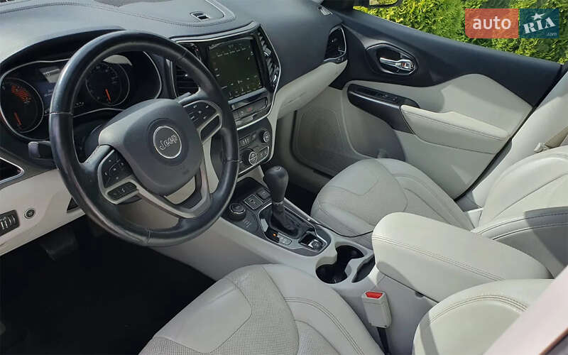 Внедорожник / Кроссовер Jeep Cherokee 2020 в Львове