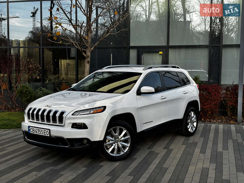 Внедорожник / Кроссовер Jeep Cherokee 2016 в Киеве