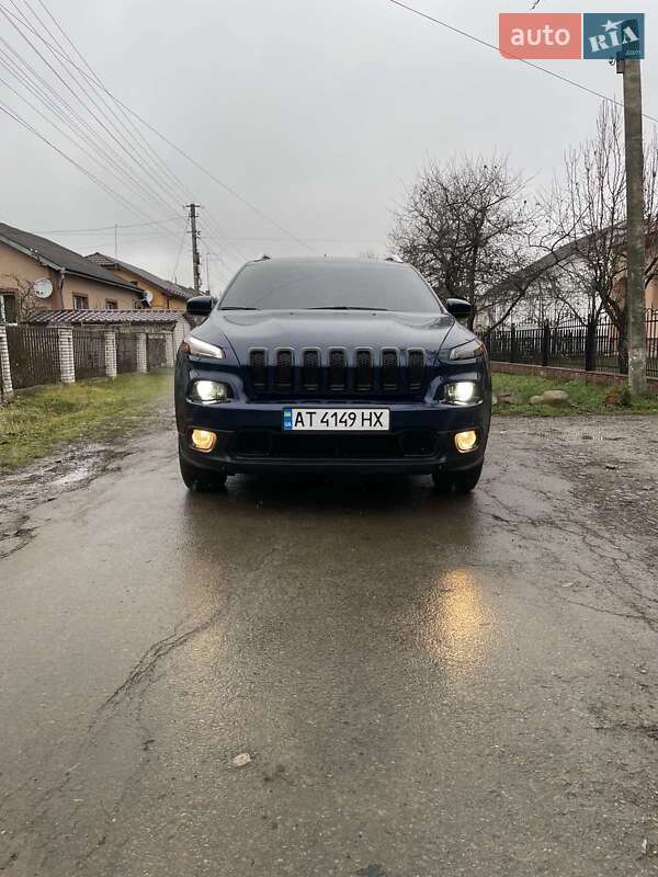 Позашляховик / Кросовер Jeep Cherokee 2017 в Богородчанах