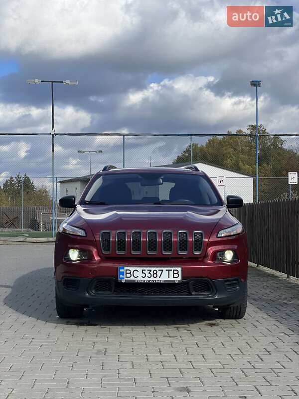 Внедорожник / Кроссовер Jeep Cherokee 2016 в Ременове фото 2 Внедорожник / Кроссовер Jeep Cherokee 2016 в Ременове