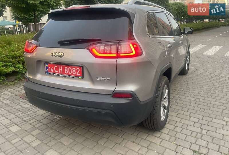 Внедорожник / Кроссовер Jeep Cherokee 2020 в Киеве