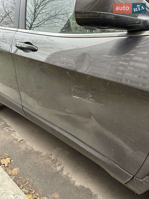 Внедорожник / Кроссовер Jeep Cherokee 2019 в Киеве фото 25 Внедорожник / Кроссовер Jeep Cherokee 2019 в Киеве