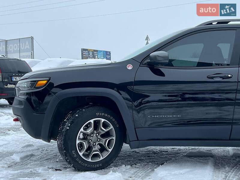 Внедорожник / Кроссовер Jeep Cherokee 2019 в Львове фото 4 Внедорожник / Кроссовер Jeep Cherokee 2019 в Львове