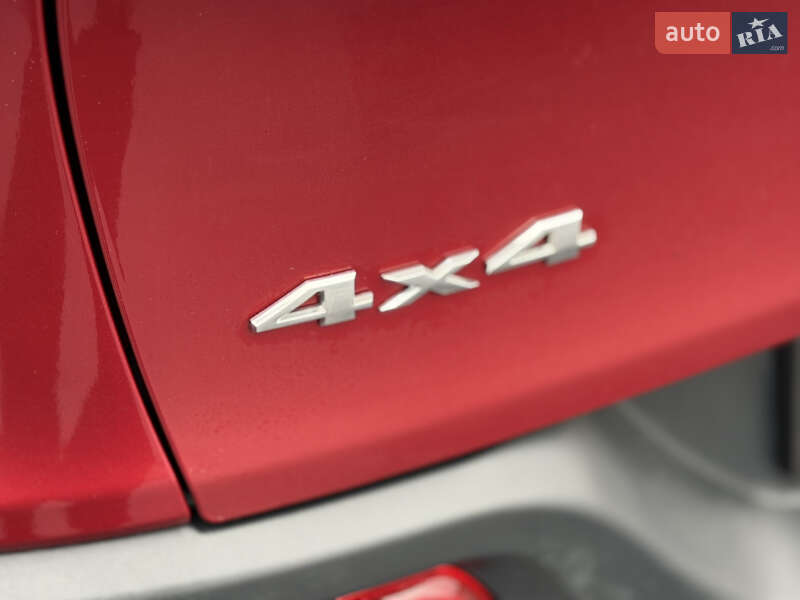 Внедорожник / Кроссовер Jeep Cherokee 2015 в Виннице