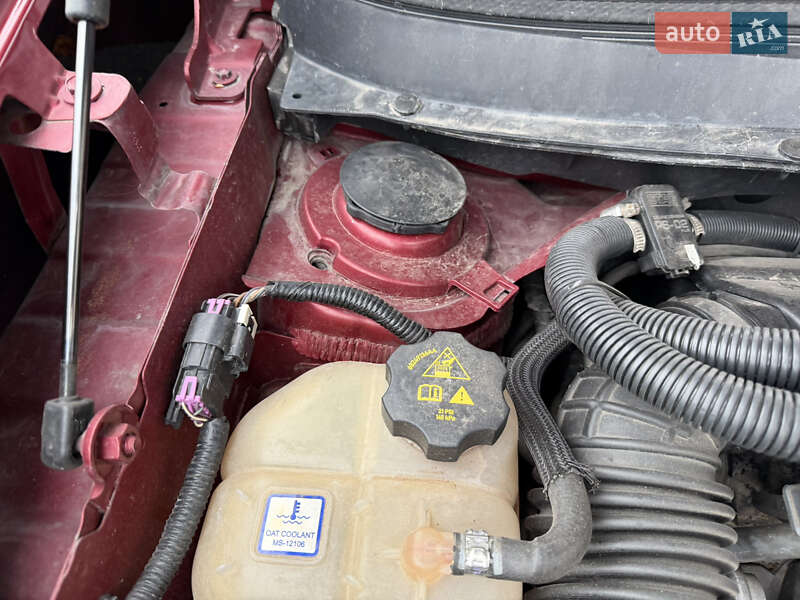 Внедорожник / Кроссовер Jeep Cherokee 2015 в Виннице