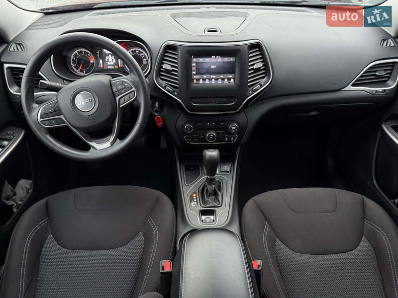 Позашляховик / Кросовер Jeep Cherokee 2018 в Вінниці