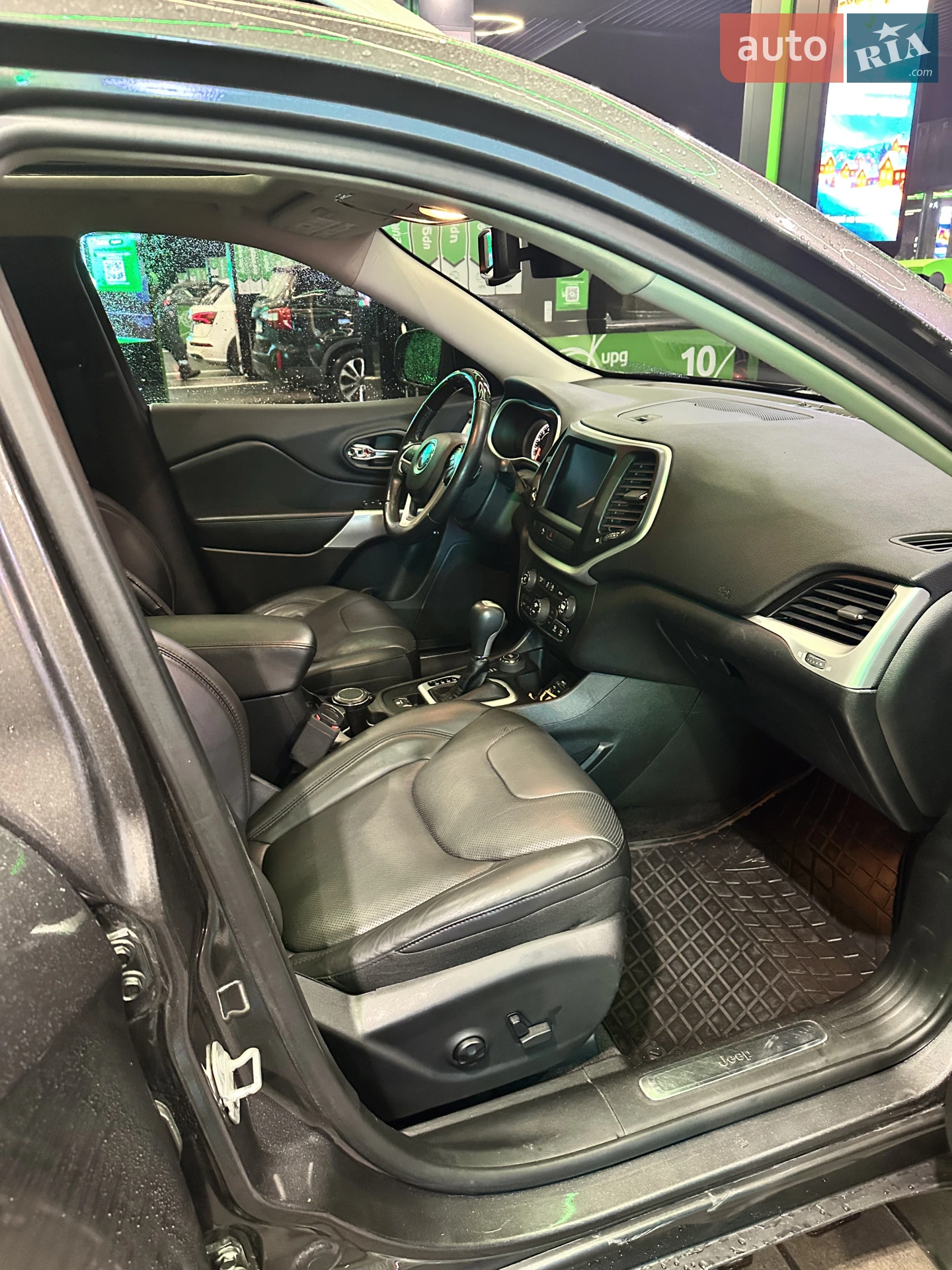 2017 Jeep Cherokee - мініатюра 47
