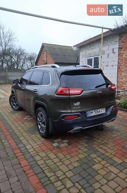 Внедорожник / Кроссовер Jeep Cherokee 2015 в Сумах