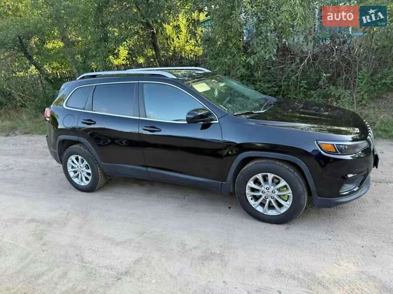 Внедорожник / Кроссовер Jeep Cherokee 2018 в Гайвороне