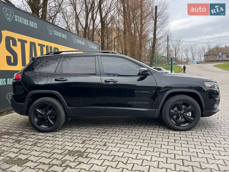 Внедорожник / Кроссовер Jeep Cherokee 2020 в Хмельницком