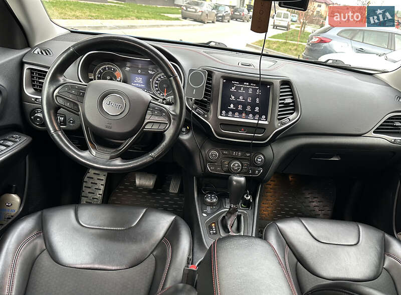 Позашляховик / Кросовер Jeep Cherokee 2019 в Полтаві