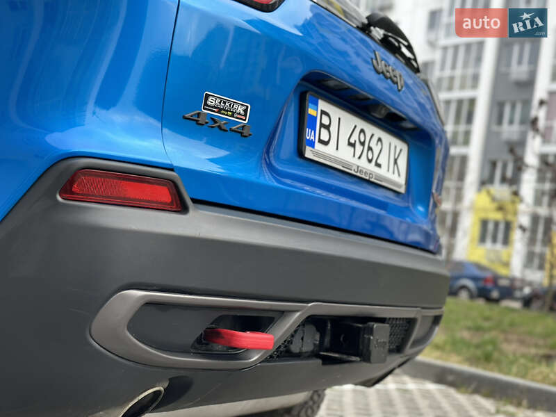 Позашляховик / Кросовер Jeep Cherokee 2019 в Полтаві