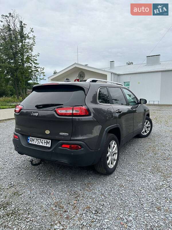 Позашляховик / Кросовер Jeep Cherokee 2014 в Житомирі
