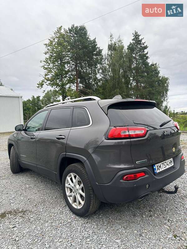Позашляховик / Кросовер Jeep Cherokee 2014 в Житомирі